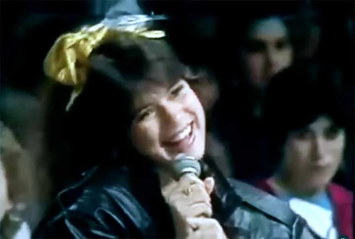 Mara Maravilha é uma cantora, compositora, apresentadora, atriz e empresária brasileira. Ainda na infância, já apresentava a versão local do Clube do Mickey pela TV Itapoan, então emissora afiliada ao SBT, para todo o estado da Bahia. 