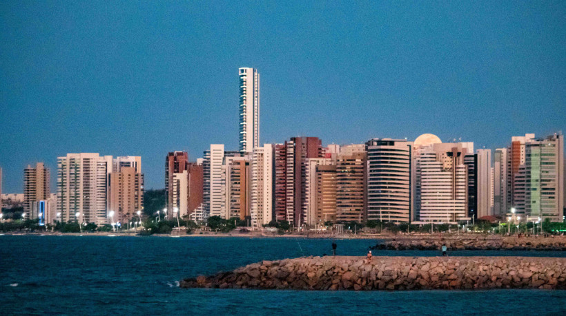 FORTALEZA, CEAR&Aacute;, BRASIL, 19-08-2024: O acordo tem como foco a cria&ccedil;&atilde;o de um cluster de economia azul, impulsionando iniciativas nas &aacute;reas de turismo, esportes n&aacute;uticos, biotecnologia, energias renov&aacute;veis e prote&ccedil;&atilde;o ambiental