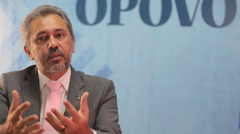 FORTALEZA-CE, BRASIL, 20-08-2024: Entrevista com governador Elmano de Freitas em visita ao jornal O POVO.  (foto: Fabio Lima/ OPOVO)