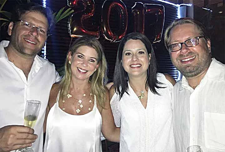 O casal tem três filhos: Gabriel, de 19 de março de 2012, Manuela, de 6 de novembro de 2013, e Lucas, de 20 de novembro de 2017.