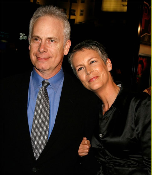Jamie Lee Curtis e Christopher Guest - Casados desde 1984. Juntos, eles adotaram duas filhas: Annie (1986) e Ruby (1996). 