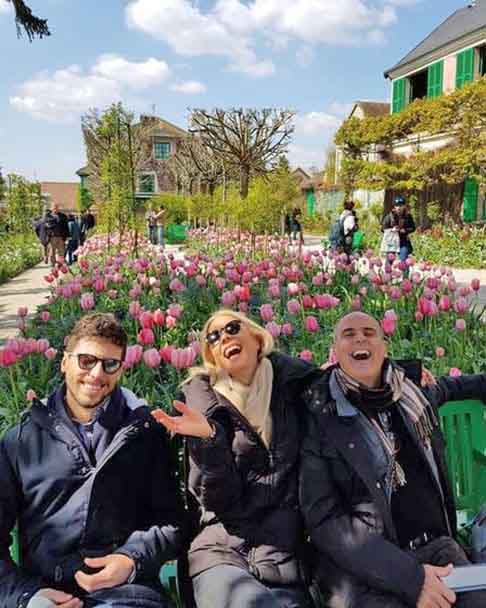 O casal teve somente um filho, Gabriel Toller Farias, e a cantora dedicou duas músicas a ele: Oito Anos, do álbum que leva seu nome e regravada por Adriana Calcanhoto que virou um sucesso com sua interpretação. Outra homenagem é Barcelona 16, lançada em SóNós. 