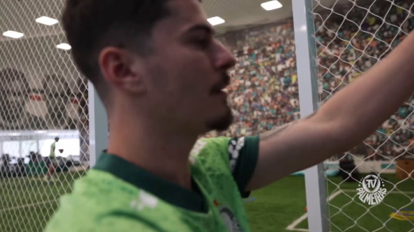 Elenco do Palmeiras aprova novo terceiro uniforme em inédita cor dourada