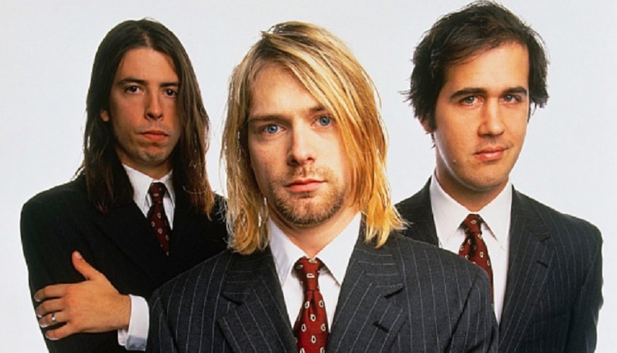Foi na escola Aberdeen High que Kurt Cobain e Krist Novoselic se encontraram pela primeira vez. Eles se tornaram amigos durante ensaios musicais e a ideia de Kurt era formar uma banda, porém Krist não dava respostas às suas tentativas. Foi apenas três anos depois que Novoselic aceita a proposta de formarem um grupo musical juntos.