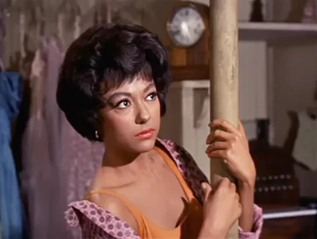 Rita é atriz, cantora e dançarina. Começou a carreira em 1950. Seu maior papel foi em West Side Story (Amor Sublime Amor), que lhe rendeu o Oscar de Melhor Atriz Coadjuvante  (1962). 