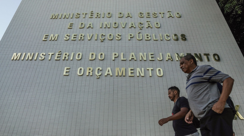 Fachada do Ministério do Planejamento e Orçamento, na Esplanada dos Ministérios. (Foto: Rafa Neddermeyer/ Agência Brasil)
