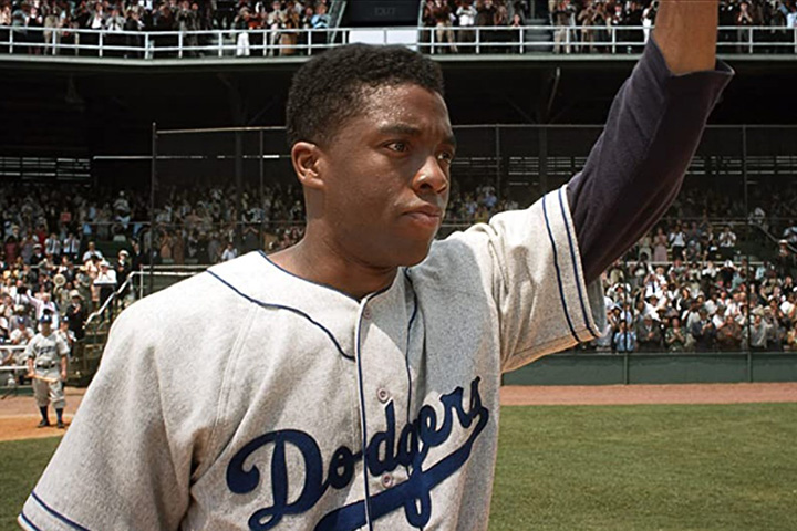 Boseman ganhou destaque por sua capacidade de interpretar figuras históricas importantes. Em 2013, ele interpretou Jackie Robinson, o primeiro jogador negro da Major League Baseball, no filme 42: A História de uma Lenda. 
