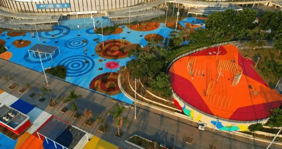 Rita deixou um legado tão importante que a Prefeitura do Rio inaugurou, em 12/5/2024, o Parque Rita Lee, na Barra da Tijuca. Numa área de 136 mil m², dentro do parque olímpico, o local tem pistas de skate, quadras poliesportivas, brinquedos e muro de escalada.  O município gastou R$ 36 milhões. O parque recebeu mais de 1.100 árvores e 70 mil arbustos. 