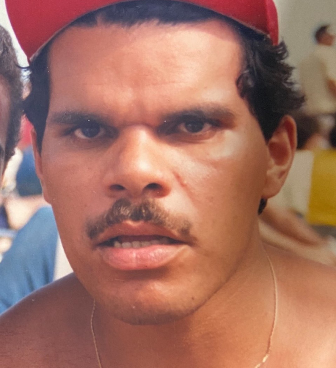 Na década de 80, Guzmán começou a fazer trabalhos em séries de TV, como Miami Vice, e conquistar espaço no cinema, ainda que em papéis secundários. 
