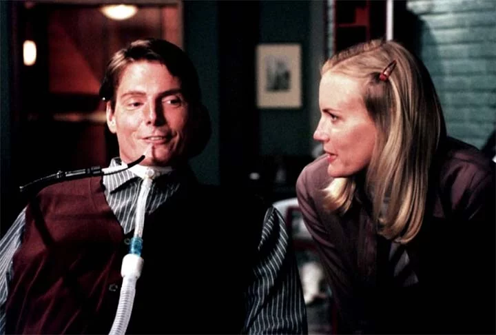 Em sua vida cinematográfica, o ator recebeu um Screen Actors Guild Award e uma indicação ao Globo de Ouro pelo seu desempenho no telefilme Janela Indiscreta(1998), remake do clássico de mesmo nome, lançado em 1954.