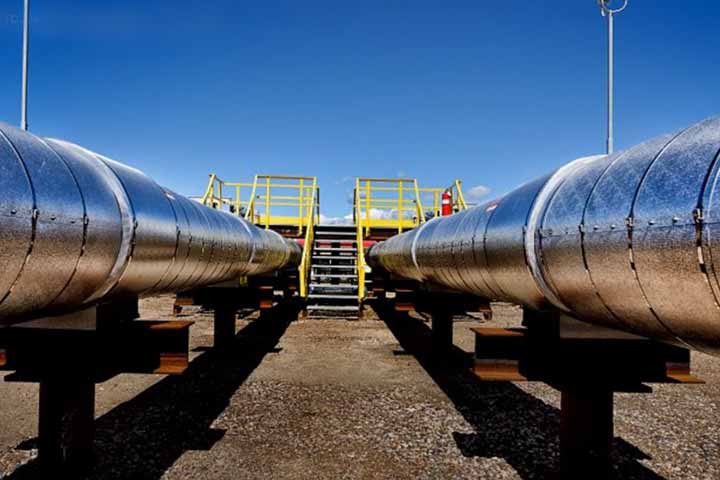 Keystone é um sistema de transporte de petróleo que liga as areias de Alberta, no Canadá, aos Estados Unidos. Este oleoduto é uma parte crucial da infraestrutura energética da América do Norte.