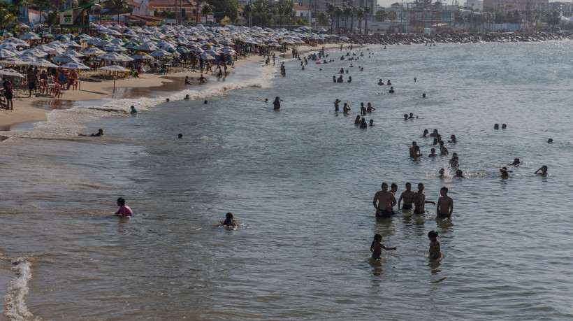 FORTALEZA-CE, BRASIL, 01-09-2024: Movimentação da Nova Praia de Iracema. Na foto, a Praia dos Crush.(Foto: Fernanda Barros/O Povo)