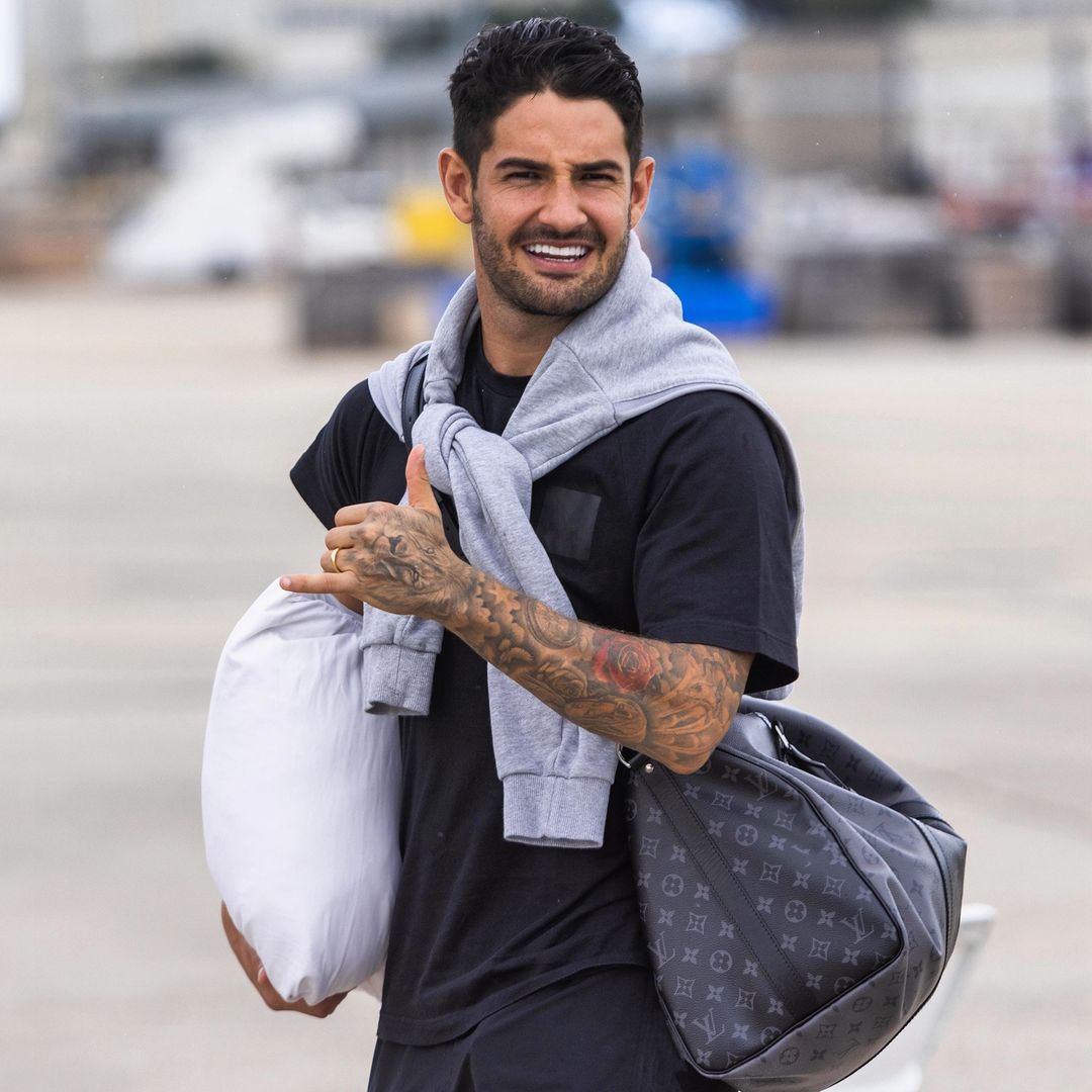 Alexandre Pato, jogador de futebol, completa 35 anos no dia 2 de setembro. Atualmente, o atacante está sem clube. 