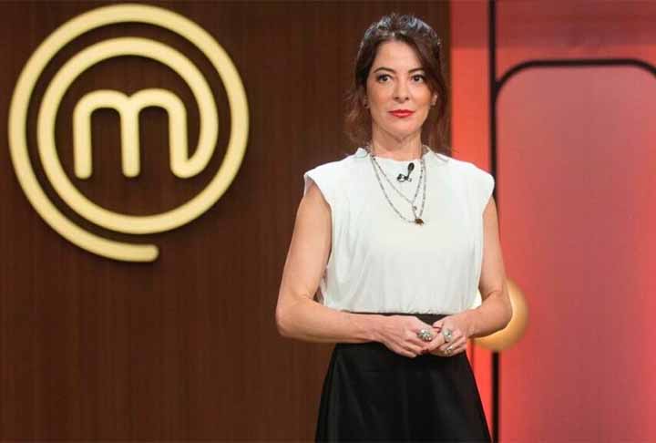 Na época, Ana Paula Padrão, que hoje é apresentadora do reality show ‘Masterchef’, trabalhava como âncora no ‘Jornal da Record’. Ela ganhou notoriedade por comandar o ‘Jornal da Globo’ entre 2000 e 2005.