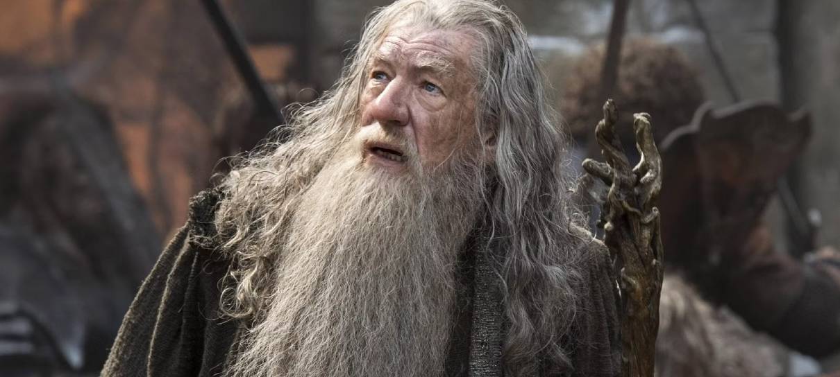 O ator Ian McKellen revelou que foi contatado para retornar ao papel de Gandalf em um novo filme de 