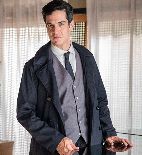 Mateus Solano - Ator - Filho de um embaixador e uma psicóloga, estudou na Europa e nos Estados Unidos. 