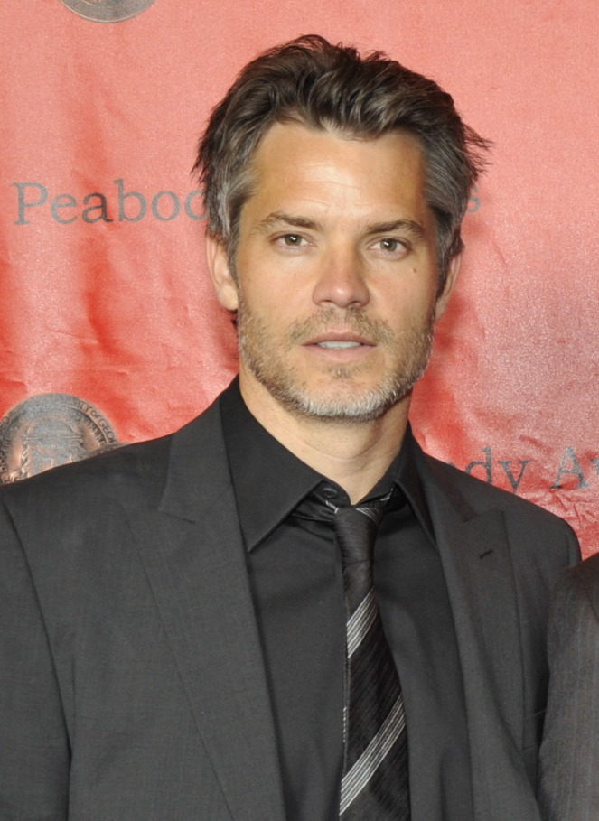 Também estão no elenco  Timothy Olyphant (foto), David Rysdahl, Essie Davis, Alex Lawther, Samuel Blenkin, Adarsh Gourav,  Babou Ceesay, Jonathan Ajayi (foto), Erana James, Lily Newmark, Diêm Camille e Adrian Edmondson, entre outros. 
