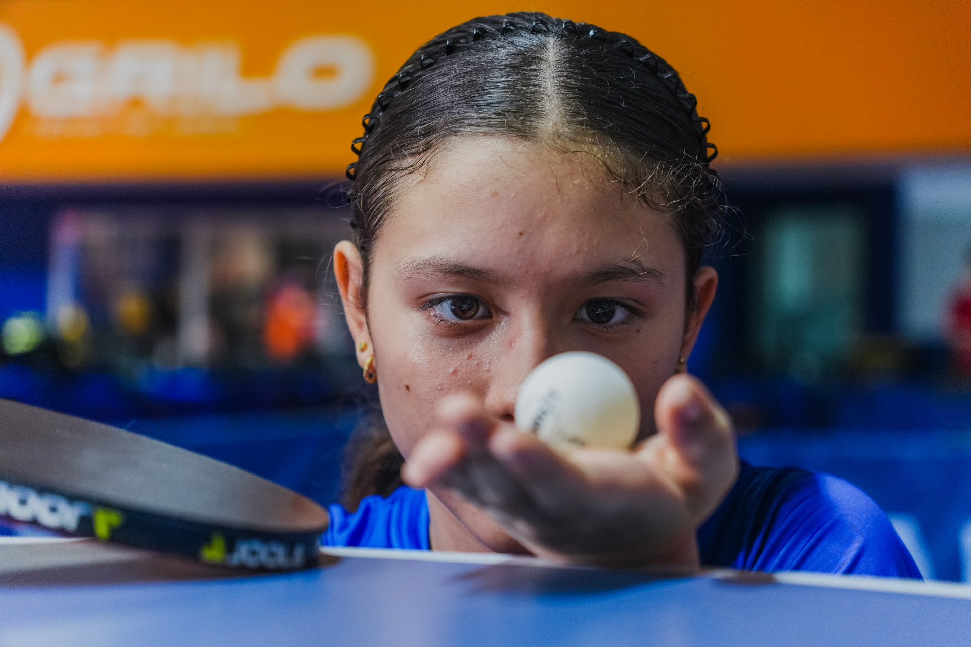 FORTALEZA, CEAR&Aacute;, 04-09-2024: A mesatenista, Alissa Maia, de 12 anos,a atetla representa a sele&ccedil;&atilde;o de base e ir&aacute; participar do Campeonato Brasileiro. (Foto: Fernanda Barros / O Povo)