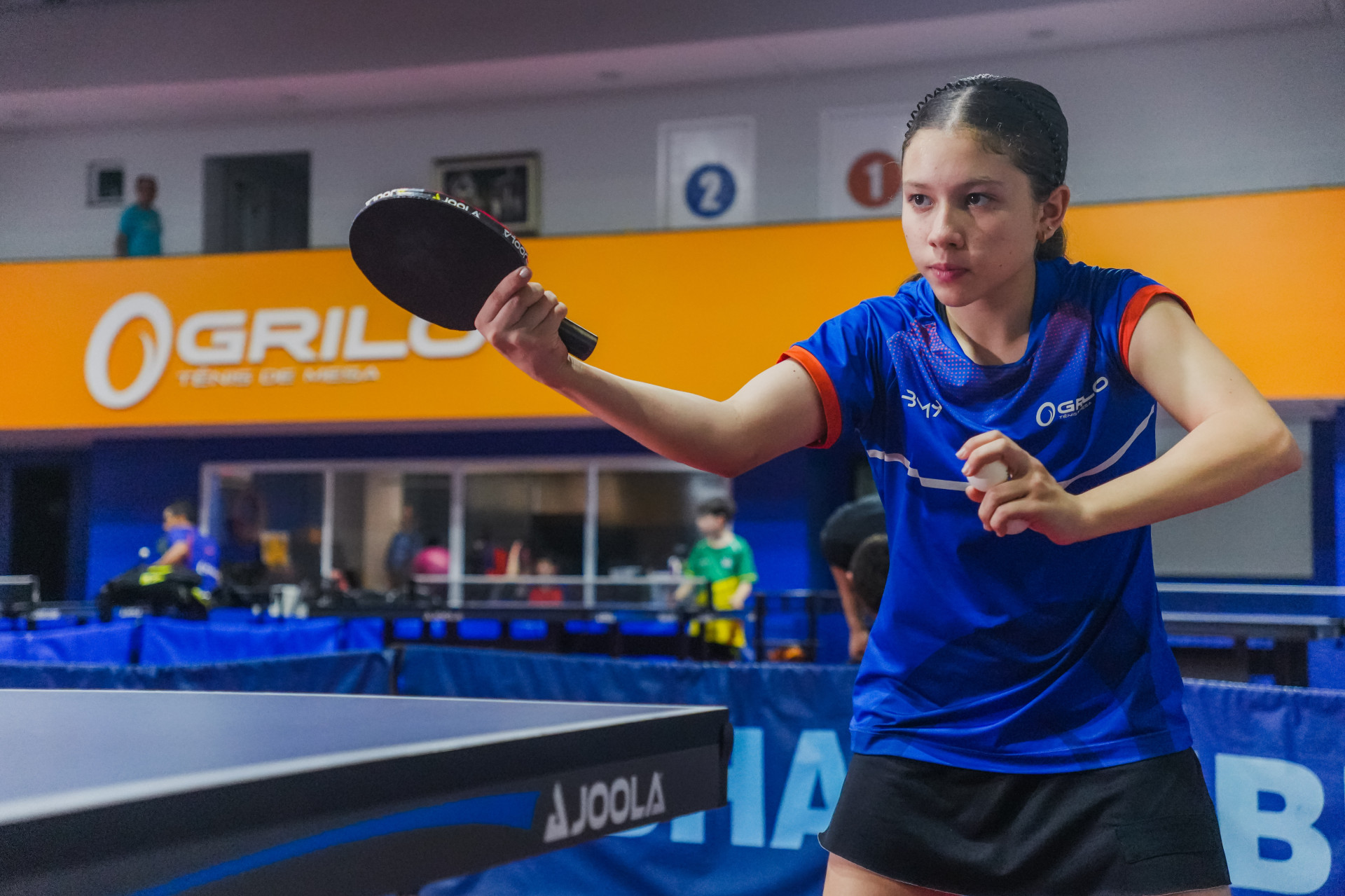 Rodrigo e &Eacute;rica, pais de Alissa, tamb&eacute;m destacam que tomam todo o cuidado para que a jovem se mantenha bem na escola. Na pr&oacute;pria Academia Grilo, onde treina, existe um espa&ccedil;o para estudo e hor&aacute;rios definidos