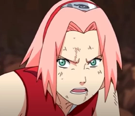 Sakura - A outra integrante do Time 7 é a personagem Sakura. Ele é apaixonada por Sasuke, mas ele não dá bola pra ela. Por muito tempo muitos fãs acreditaram que ela não tinha chance de vencer adversários fortes, mas ela foi mostrando que isso não é verdade e venceu, por exemplo, Sasori, da Akatsuki.  