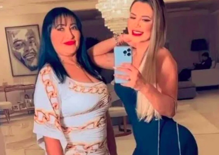 Até o início da tarde desta quinta-feira (05/09), a polícia não havia esclarecido a conexão de Deolane Bezerra e sua mãe, Solange Bezerra, com o esquema criminoso investigado.