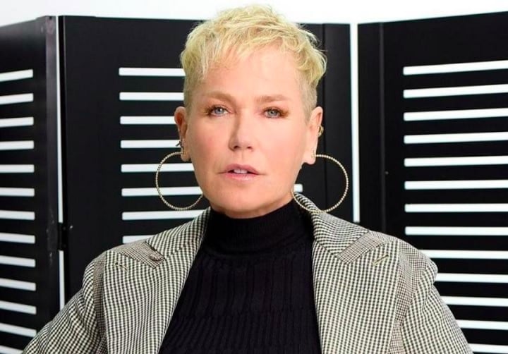 Em 2019, foi estimado que a fortuna da apresentadora girava em torno de 160 milhões de dólares (algo em torno de R$ 670 milhões na época).