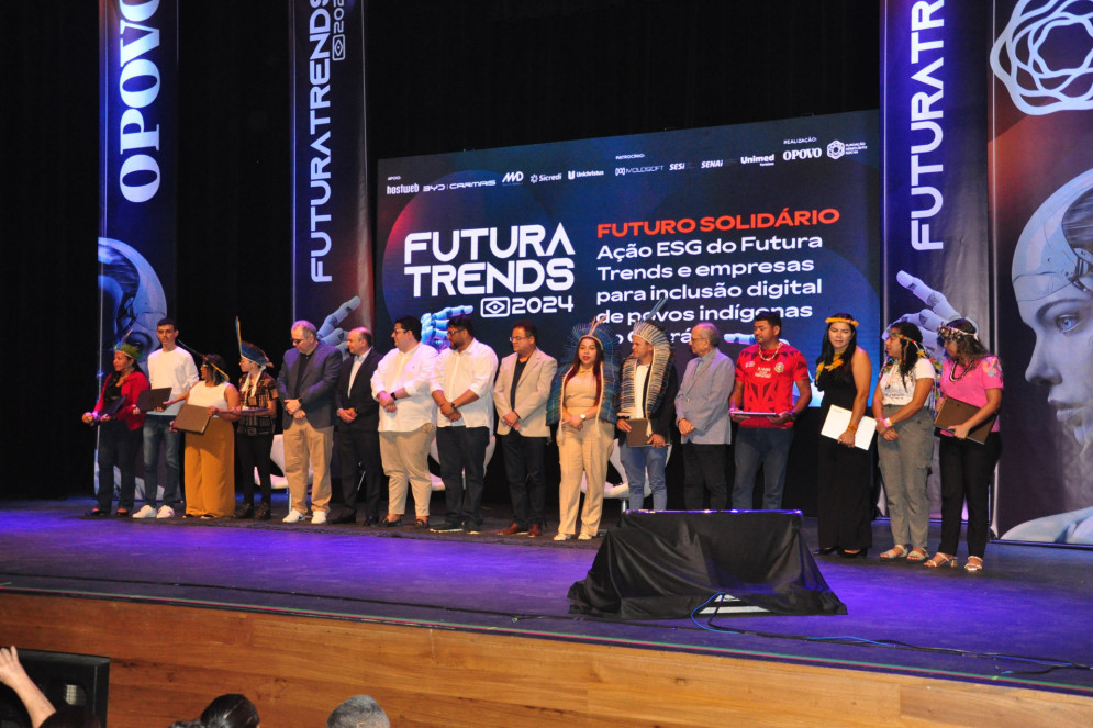 O Futura Trends, seminário de formação executiva do Nordeste organizado pelo Grupo de Comunicação O POVO, realizou a entrega de notebooks para oito comunidades indígenas no Ceará