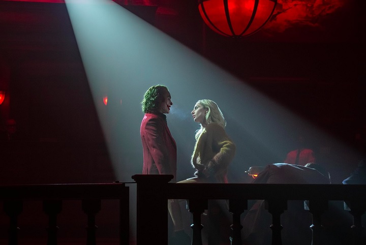 Dependendo de como você encara, esse exercício de desmistificação pode ser ousado ou irritantemente presunçoso, mas definitivamente não é muito divertido, disse um trecho da crítica da BBC.