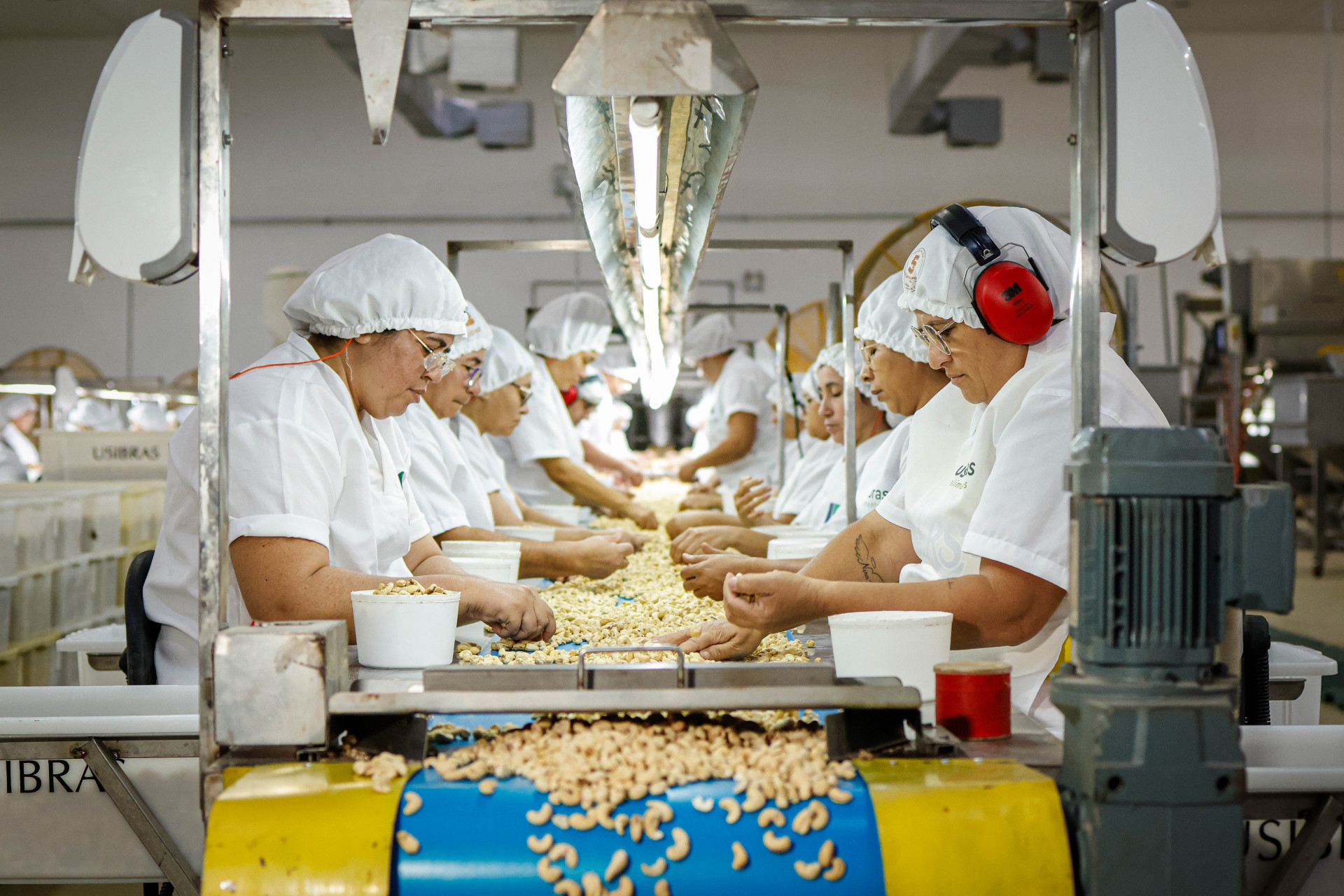 A atividade industrial do Estado registrou no ano uma queda de 0,9% no desempenho (Foto: AUR&Eacute;LIO ALVES)