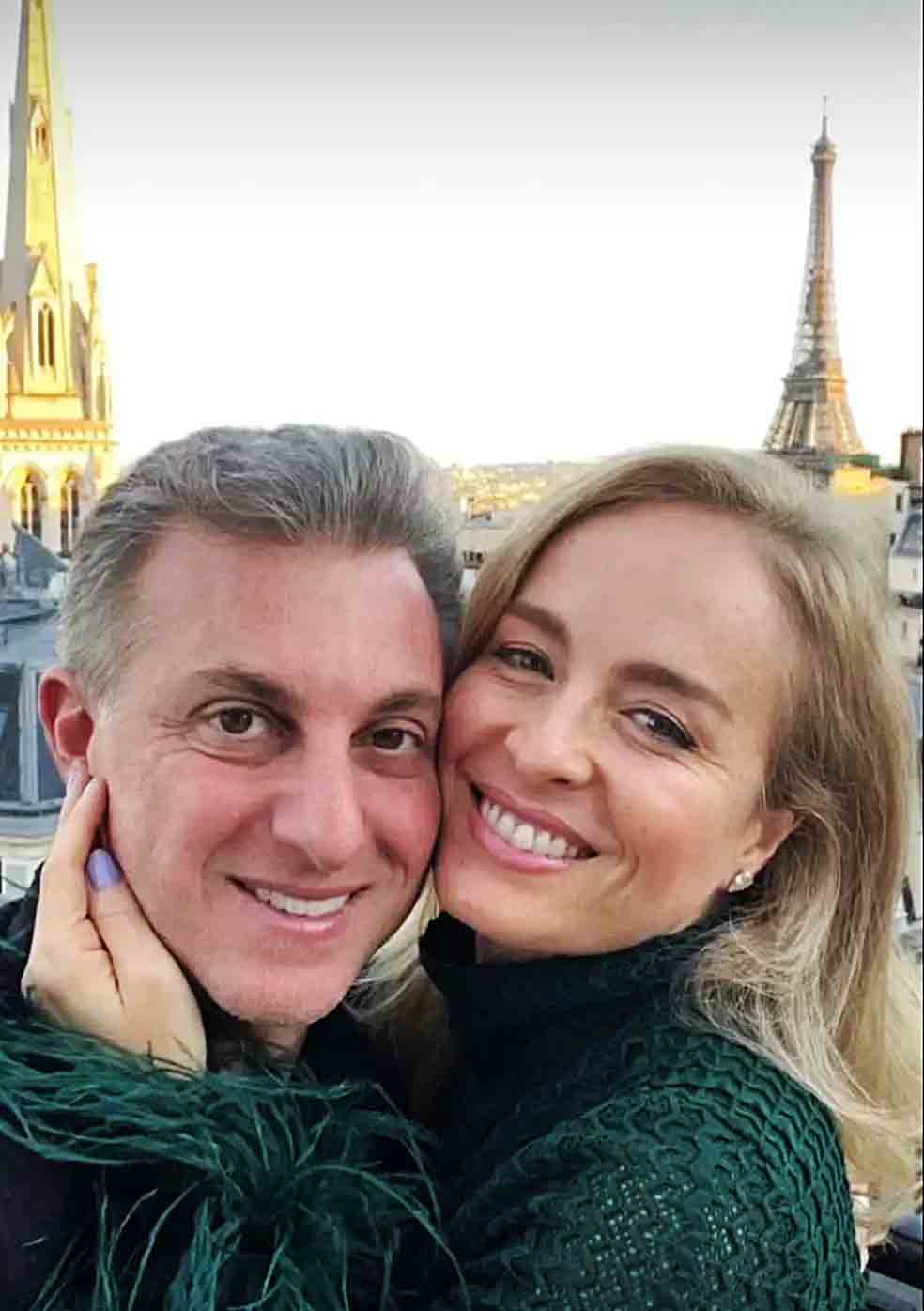 Luciano Huck e Angélica- Desde 2004. 