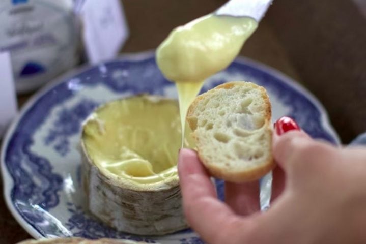 Embora ele tenha empatado com o Morro Azul, obtendo 6,13 pontos em uma escala de 3 a 7, o queijo francês ficou atrás do queijo brasileiro nos critérios de desempate.
