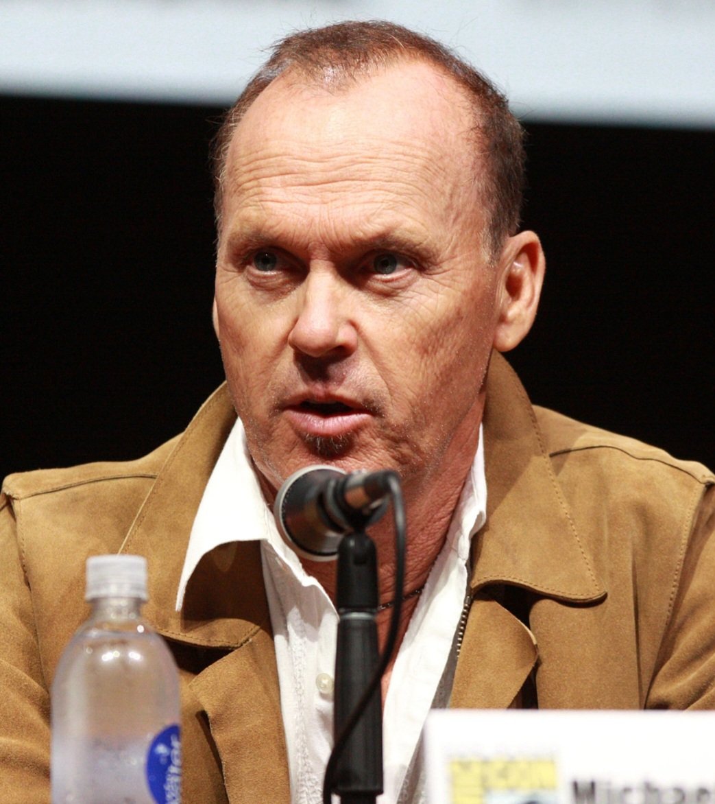 O ator Michael Keaton nasceu em Coraopolis em 1951. Michael John Douglas queria usar o nome artístico de Michael Douglas, mas já tinha um ator de cinema com esse registro. Ele encontrou o nome “Keaton” de forma aleatória em uma lista telefônica.