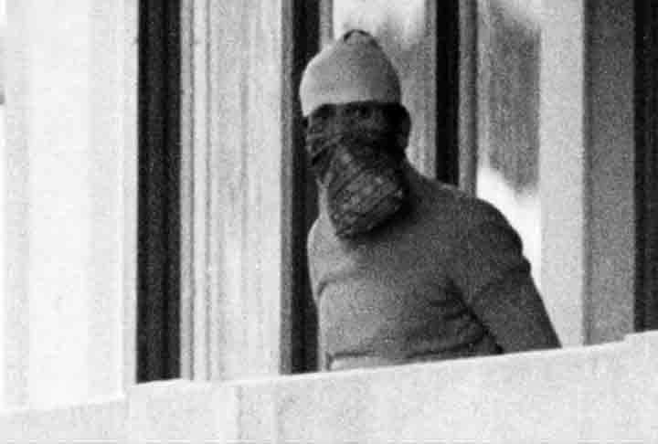 Em resposta ao ataque, o governo israelense, liderado pelo primeiro-ministro Golda Meir, lançou a operação Ira de Deus, uma missão secreta destinada a localizar e eliminar os responsáveis pelo massacre e os membros do Setembro Negro.