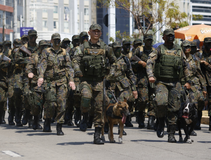 FORTALEZA, CEARÁ, BRASIL - 07.09.2024: Desfile cívico-militar em comemoração aos 202 anos da Independência do Brasil. (foto: Aurélio Alves/O POVO)