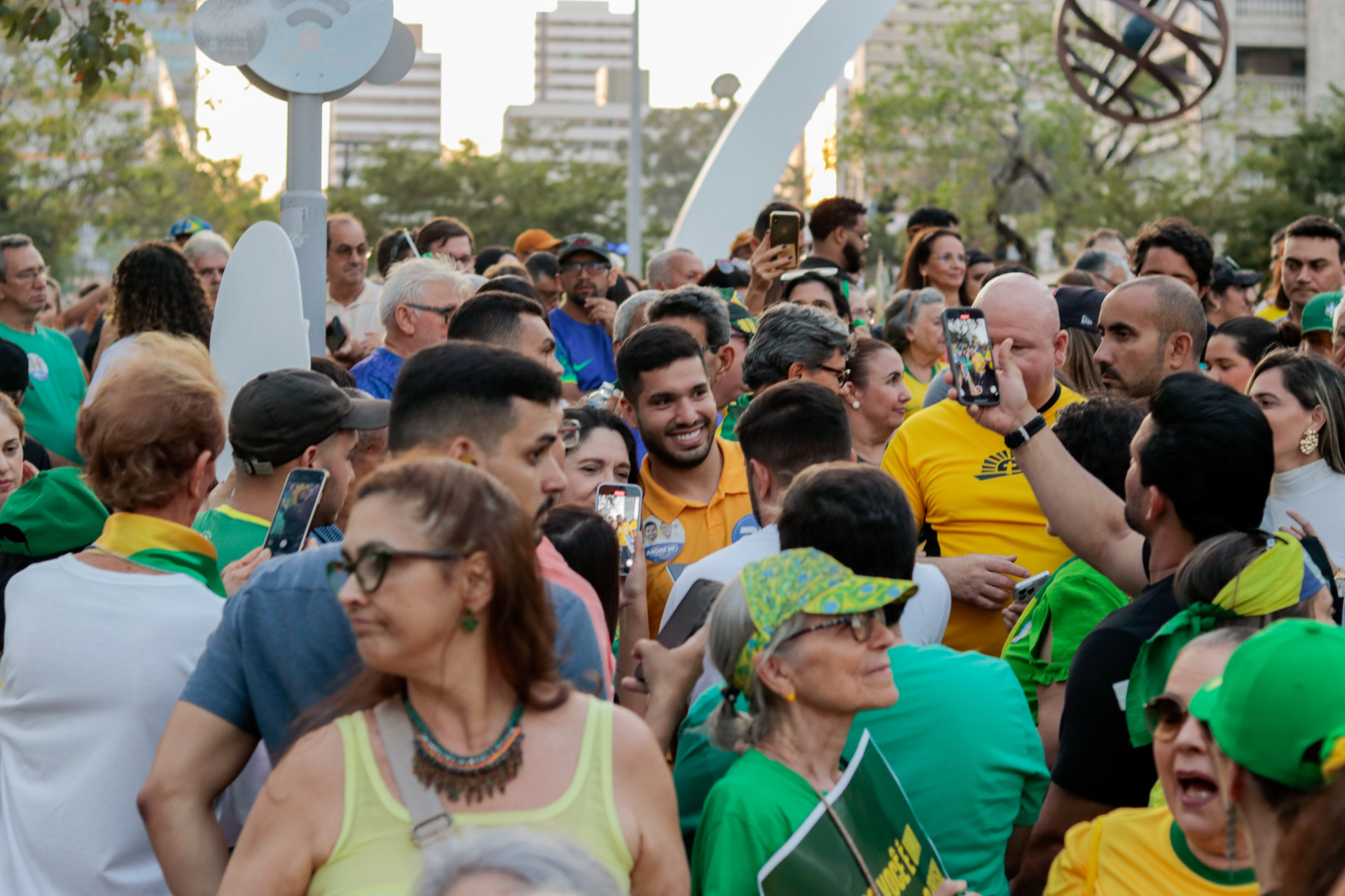 Manifestação de 7 de setembro contra Alexandre de Moraes na Praça Portugal, em Fortaleza