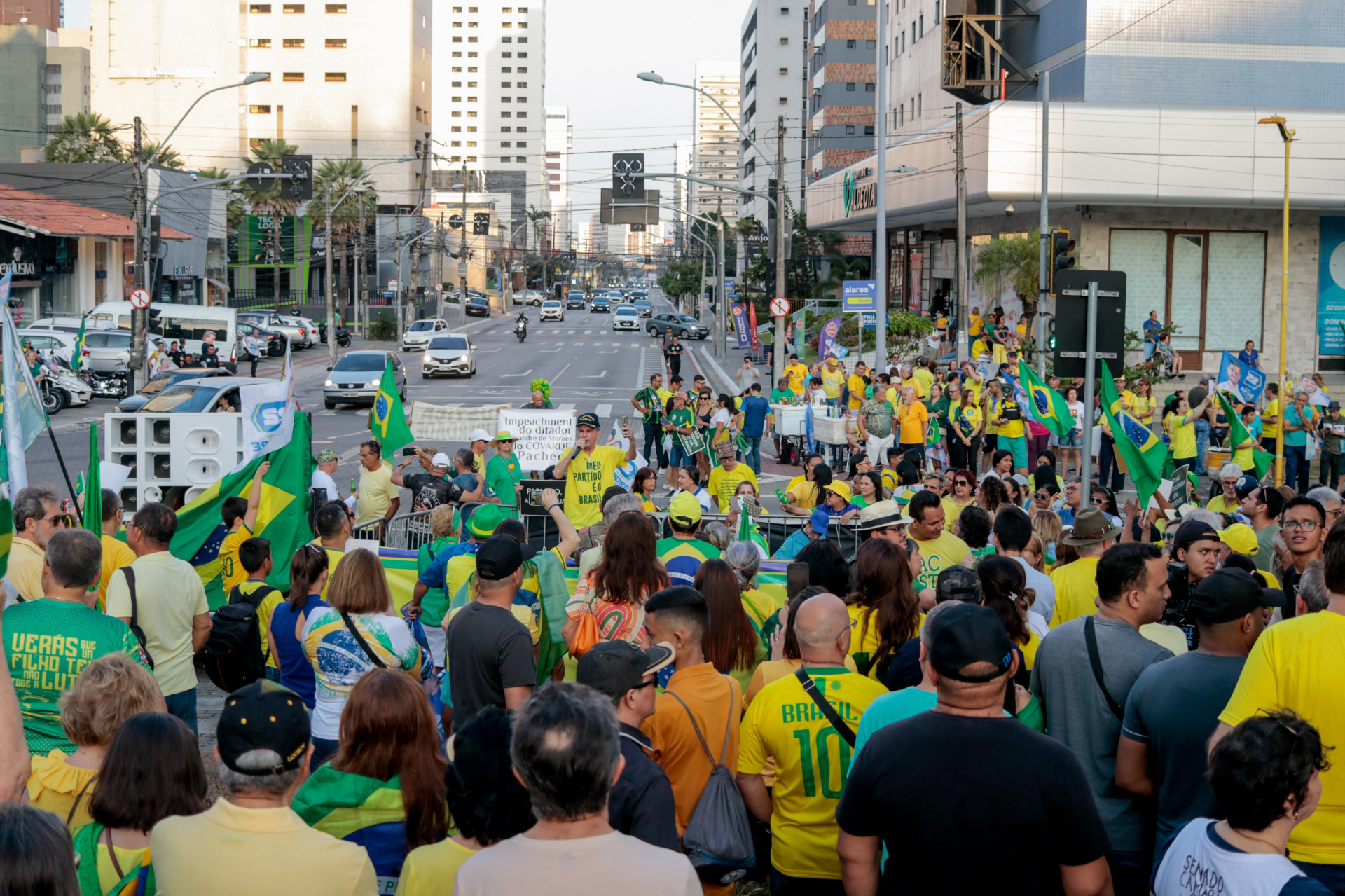 Manifestação de 7 de setembro contra Alexandre de Moraes na Praça Portugal, em Fortaleza