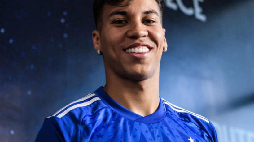 Pai do atacante se irritou ao ver o filho perder um pênalti contra o Internacional, no Mineirão, em rodada atrasada do Brasileirão 