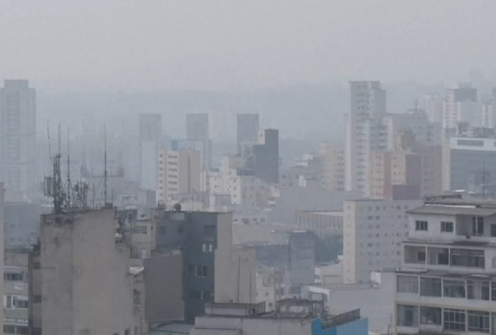 Nesta terça-feira (10/09), a cidade de São Paulo ficou em primeiro lugar pelo segundo dia consecutivo no ranking mundial das cidades com pior qualidade do ar.