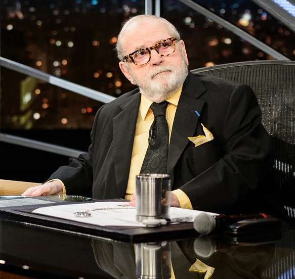 Não existe esse negócio de terceira idade, só existem duas opções: Vivo ou morto!