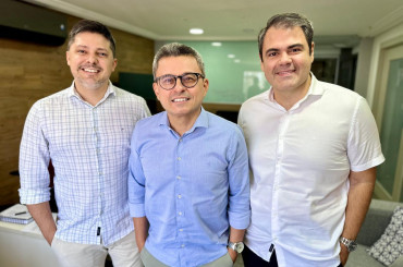 Daniel Rios, Adriano Muniz e Marco Aurélio Cabral, da Engaja: 17 novos clientes em agosto Daniel Rios, Adriano Muniz e Marco Aurélio Cabral, da Engaja: 17 novos clientes em agosto