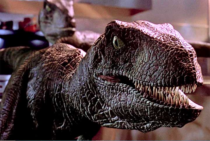 Na época, Jurassic Park: O Parque dos Dinossauros chegou a ser a maior bilheteria da história do cinema, arrecadando US$ 914 milhões no mundo todo. Um dos aspectos que mais chamou a atenção do grande público foram os efeitos especiais, que reproduziram de forma fiel o universo dos dinossauros.