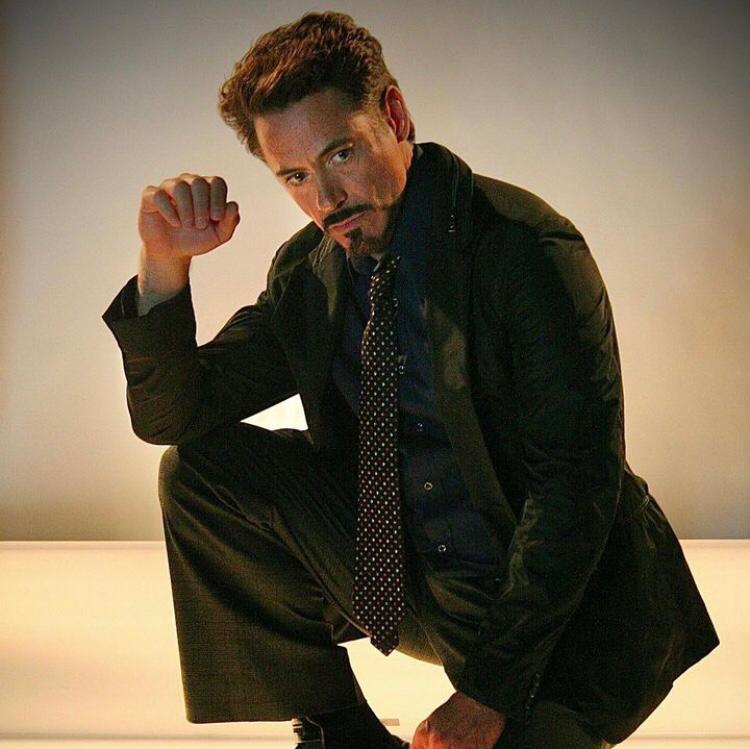 Robert Downey Jr. (“Homem de Ferro”, “Os Vingadores”) . Americano, nascido em Nova York, em 4/4/1965