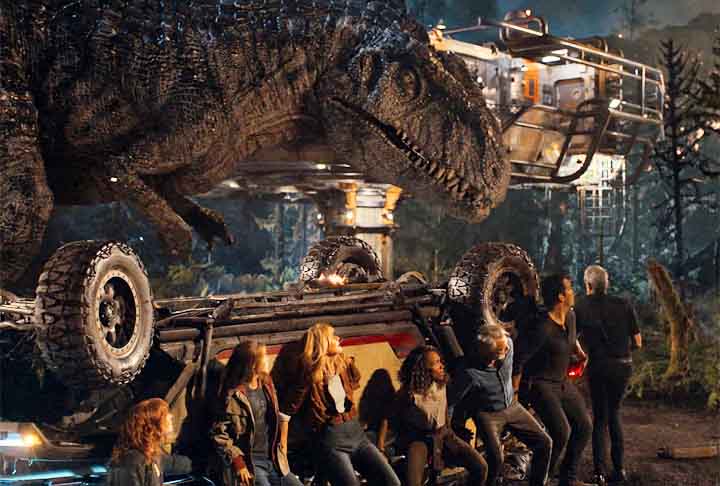 Jurassic World - Domínio foi lançado em 2021. A obra foi dirigida por Colin Trevorrow, que escreveu o roteiro em parceria com Emily Carmichael, baseado em uma história de Trevorrow e seu parceiro de escrita, Derek Connolly. A produção chegou a ser interrompida pela pandemia de Covid-19.