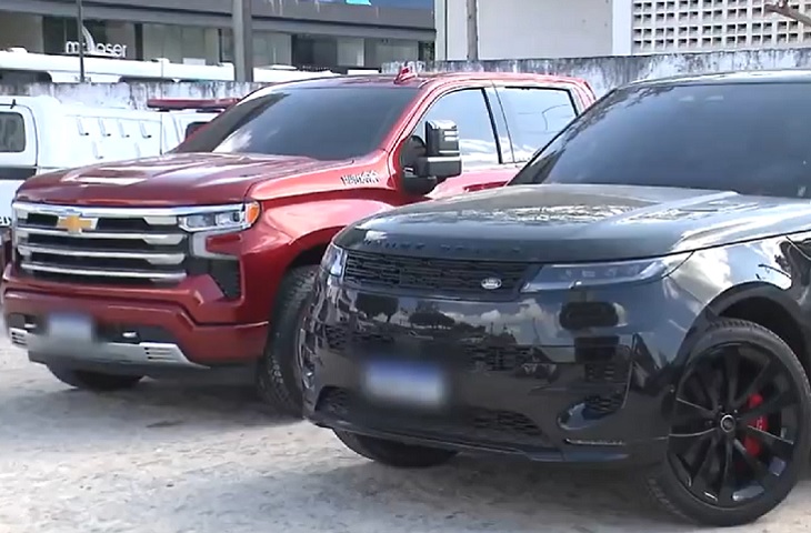 A Justiça autorizou a apreensão de diversos bens, como aeronaves, veículos de luxo e imóveis, além do bloqueio de mais de R$ 2 bilhões em contas bancárias.