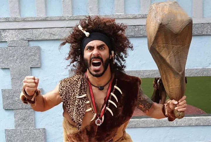 O episódio foi encaminhado para a Delegacia de Crimes Raciais e Delitos de Intolerância que abriu inquérito e passou a analisar as imagens. O cantor foi eliminado no paredão seguinte influenciado pelo seu ato. 