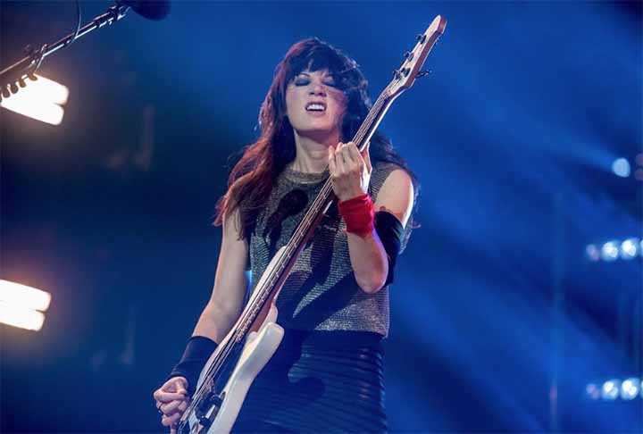 O primeiro álbum oficial é um trabalho emocional, suave, de potencial irrefutável, guiado pelo vocal celestial de Amy Lee.