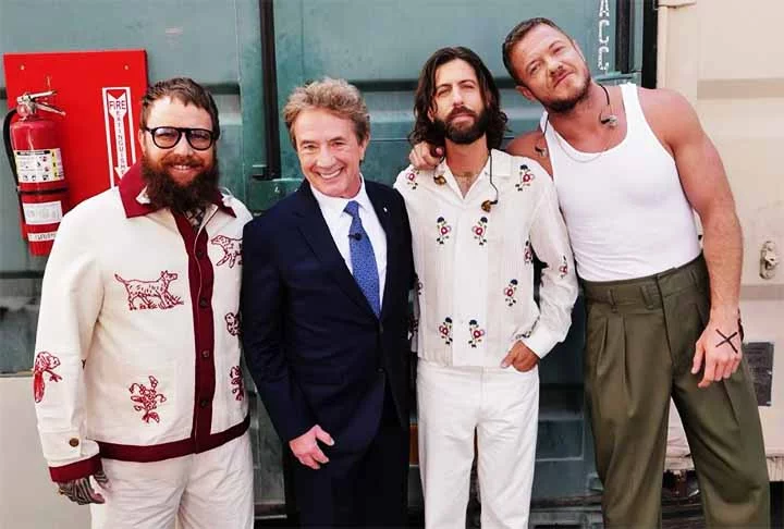 A trajetória de Reynolds é um exemplo inspirador de como a influência artística pode ser usada para promover mudanças positivas e gerar impacto significativo em várias esferas da vida.