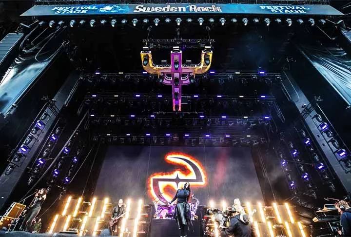 Mesmo com a negatividade de muitos que não acreditavam em seu potencial, eles não desistiram e, em agosto de 1999, lançaram seu segundo EP: Sound Asleep EP ou Whisper EP, como também é conhecido.