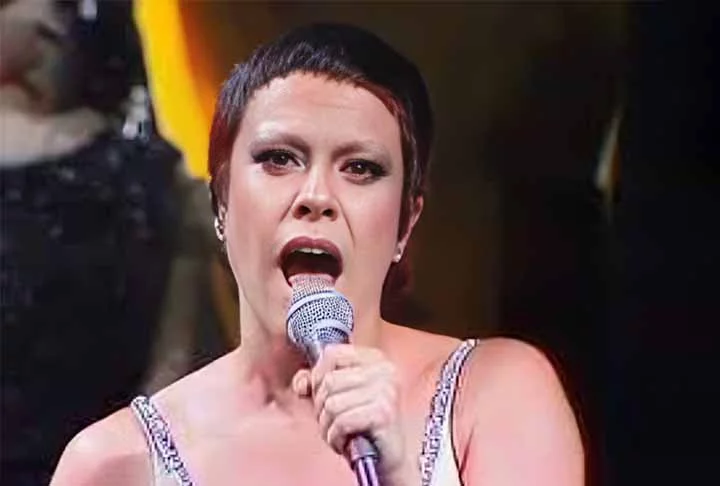 Há muitos artistas que não estiveram ligados diretamente ao movimento da bossa nova, mas que fizeram contribuições importantes para o gênero. É o caso de uma das maiores cantoras brasileiras de todos os tempos, Elis Regina.