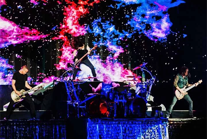 A banda voltou ao Brasil em 2012 para uma turnê que incluiu apresentações em São Paulo e no Rio de Janeiro, em suporte ao álbum Evanescence. 